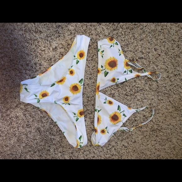 Swim suit - Picture 1 of 2